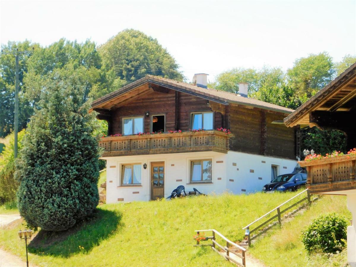 Blockhaus-Ferienpark Eisenschmitt Buitenkant foto
